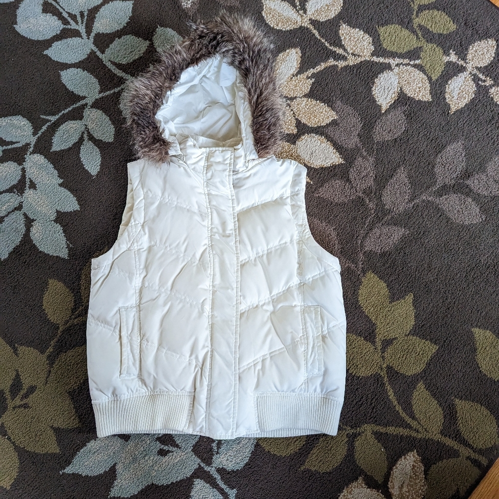 Women's size Large Gap Puffer Jacket
